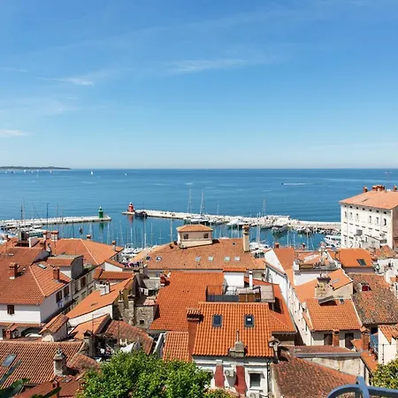 Villa Mediterranean With An Amazing View And A Pool By Loft